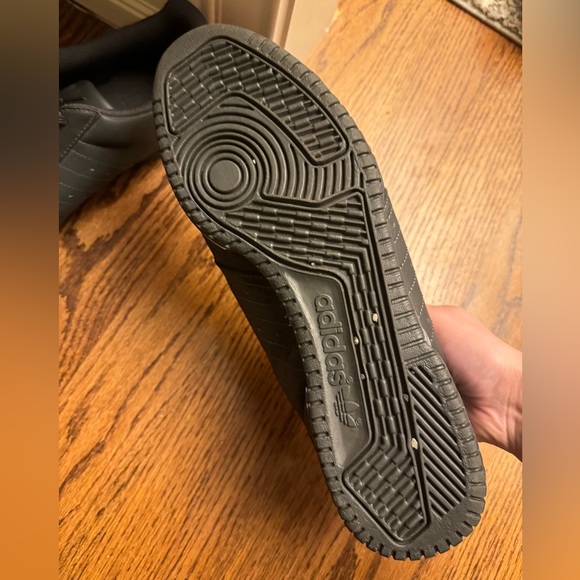 CALABASAS YEEZYS - Picture 1 of 3